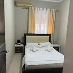 Geni * Sarandë