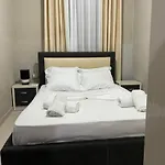 Geni Sarandë